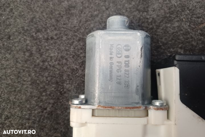 Macara geam spate dreapta electrica 827306548R 910837200 0130822331 8 - 4