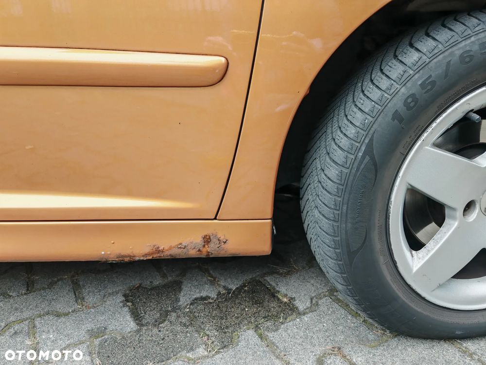 Peugeot 207 1.4 16V Trendy - 8