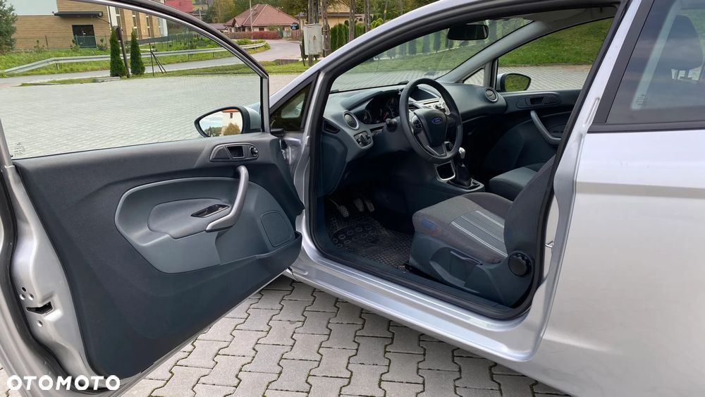 Ford Fiesta - 16
