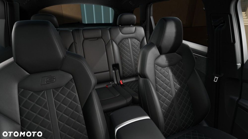 Audi Q7 - 12
