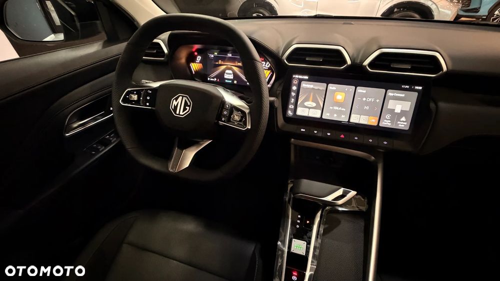 MG ZS Hybrid+ - 9