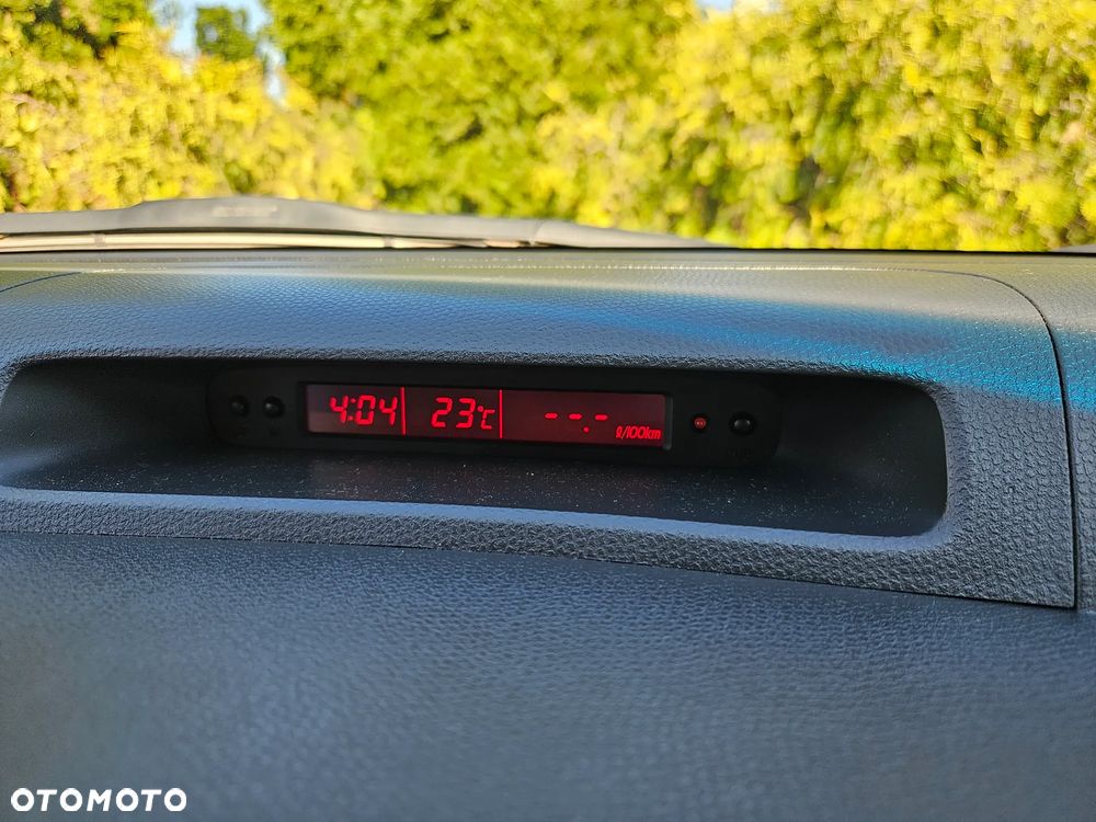 Suzuki Swift 1.6 Sport - 20