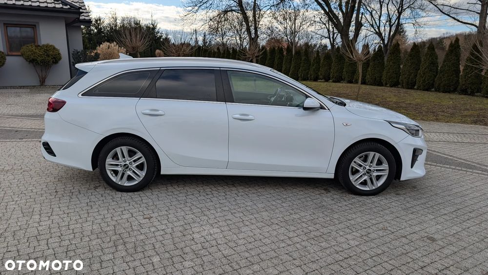 Kia Ceed 1.4 T-GDI OPF Platinum Edition - 26