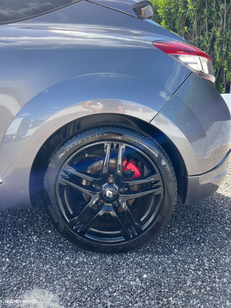 Renault Mégane Coupe 2.0 T 16V RS - 13