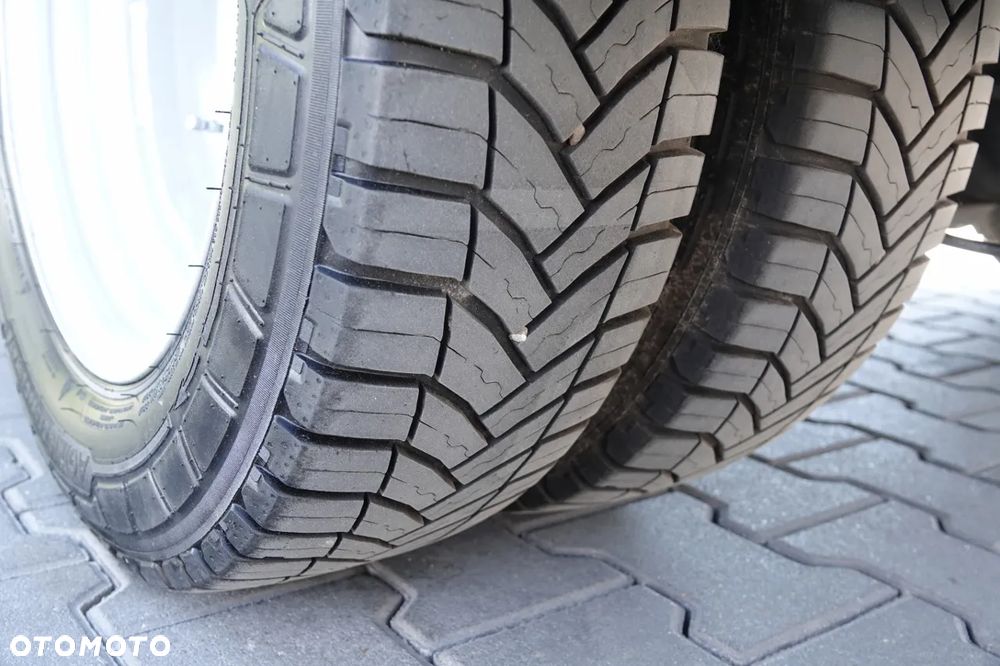 Iveco DAILY 35-160 / KONTENER 4,3 M / WINDA / BLIŹNIAK / HI MATIC /  SPROWADZONY - 23