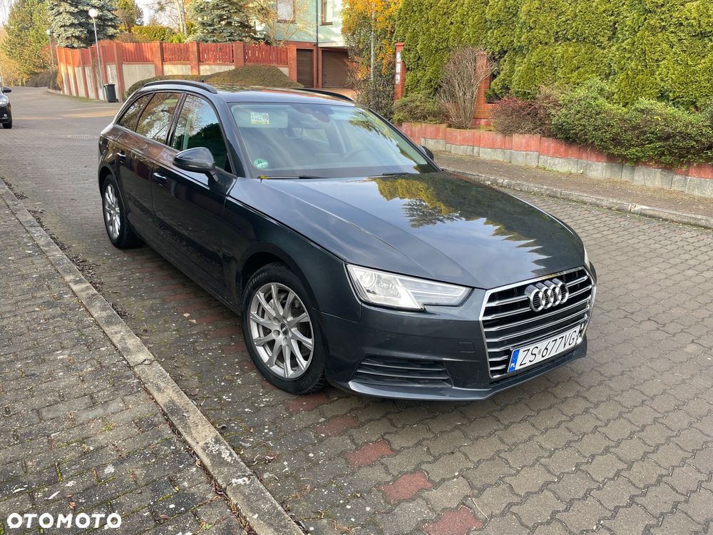 Audi A4 Avant - 1