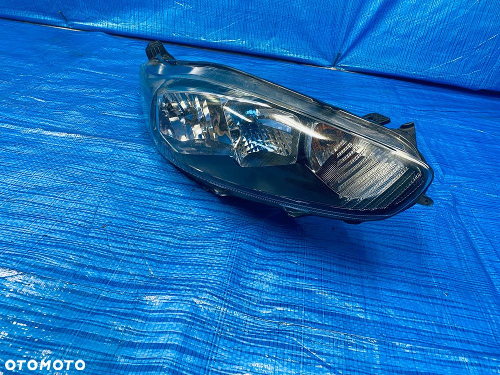 REFLEKTOR LAMPA PRAWA PRAWY PRZÓD PRZEDNIA FORD FIESTA MK7 LIFT 16R ; C1BB-13W029-AG  C1BB13W029AG ORYGINAŁ EUROPA - 1