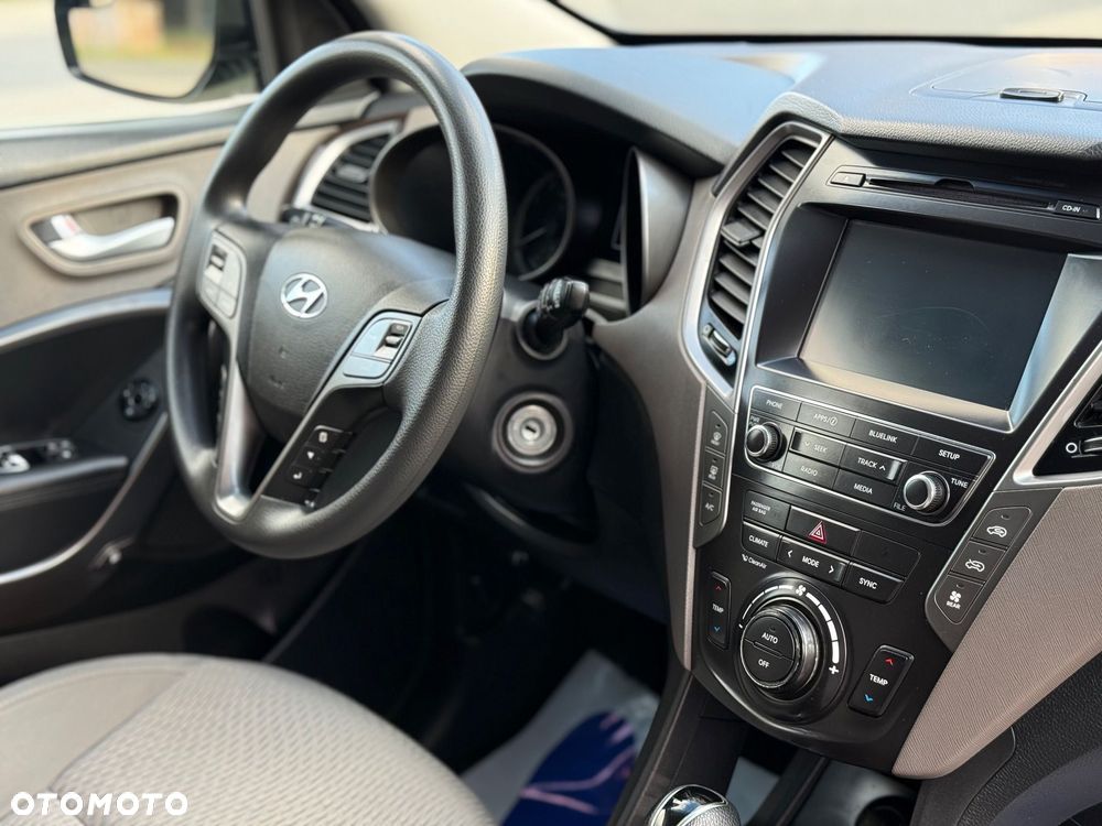 Hyundai Santa Fe - 27