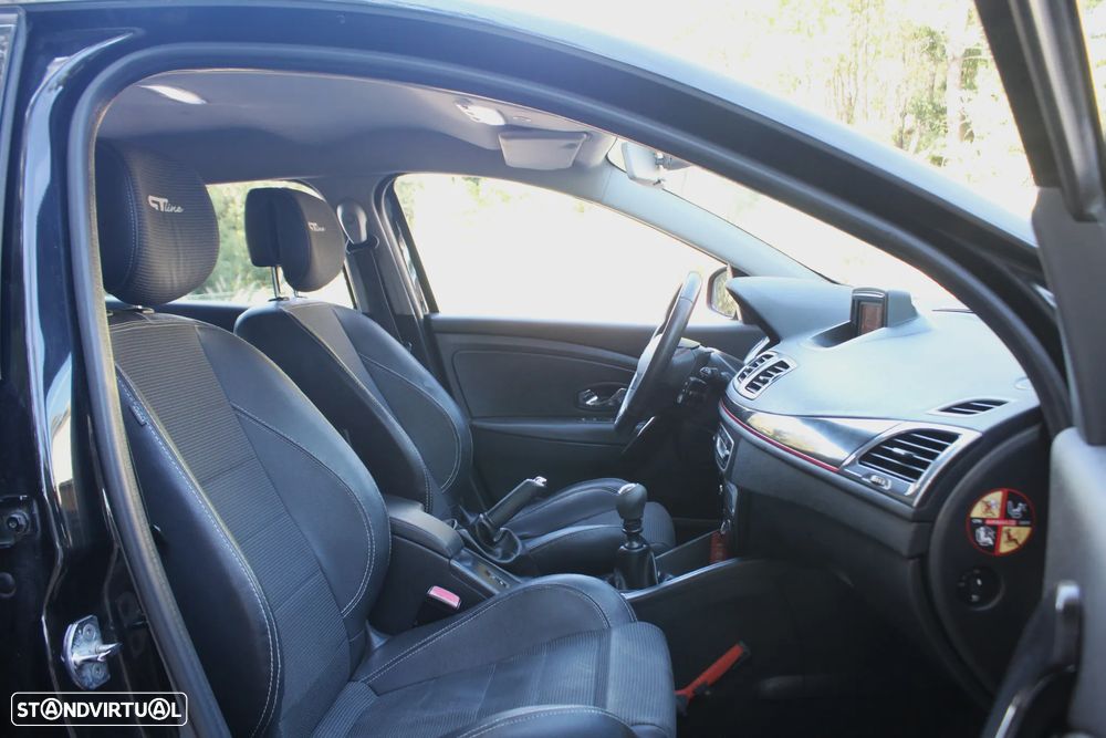 Renault Mégane Sport Tourer 1.5 dCi GT Line SS - 33