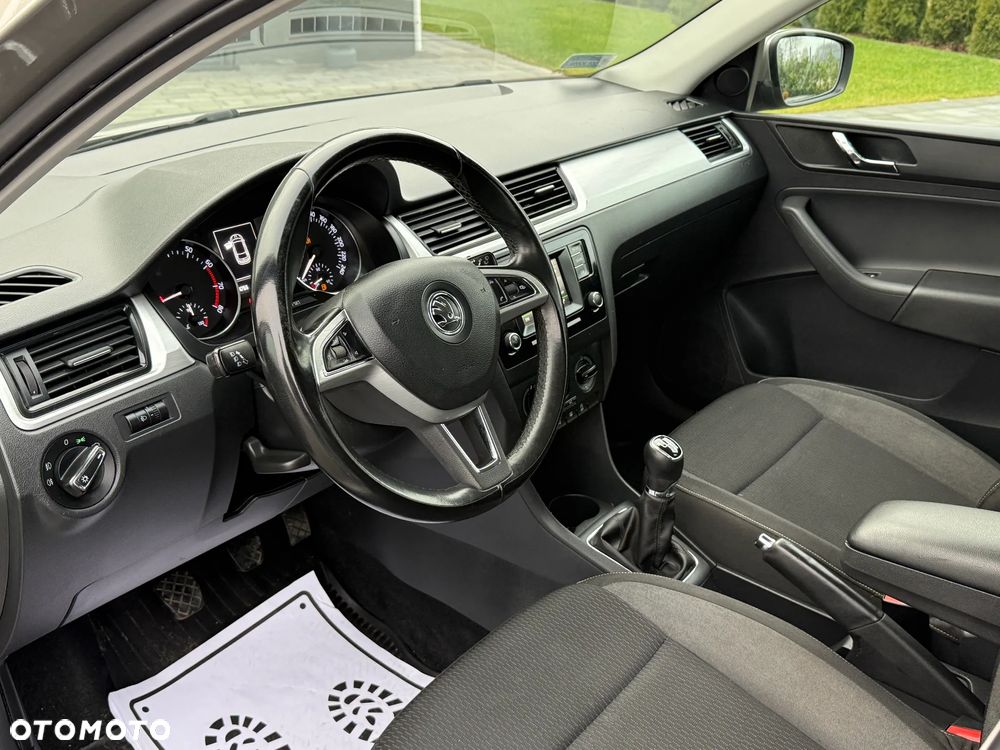 Skoda RAPID Spb 1.2 TSI Style - 6