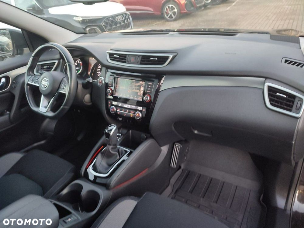 Nissan Qashqai 1.3 DIG-T DCT N-CONNECTA - 37