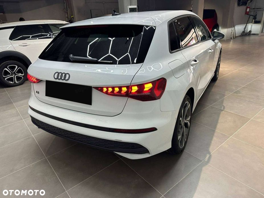 Audi A3 Sportback 35 TFSI mHEV Advanced S tronic - 3