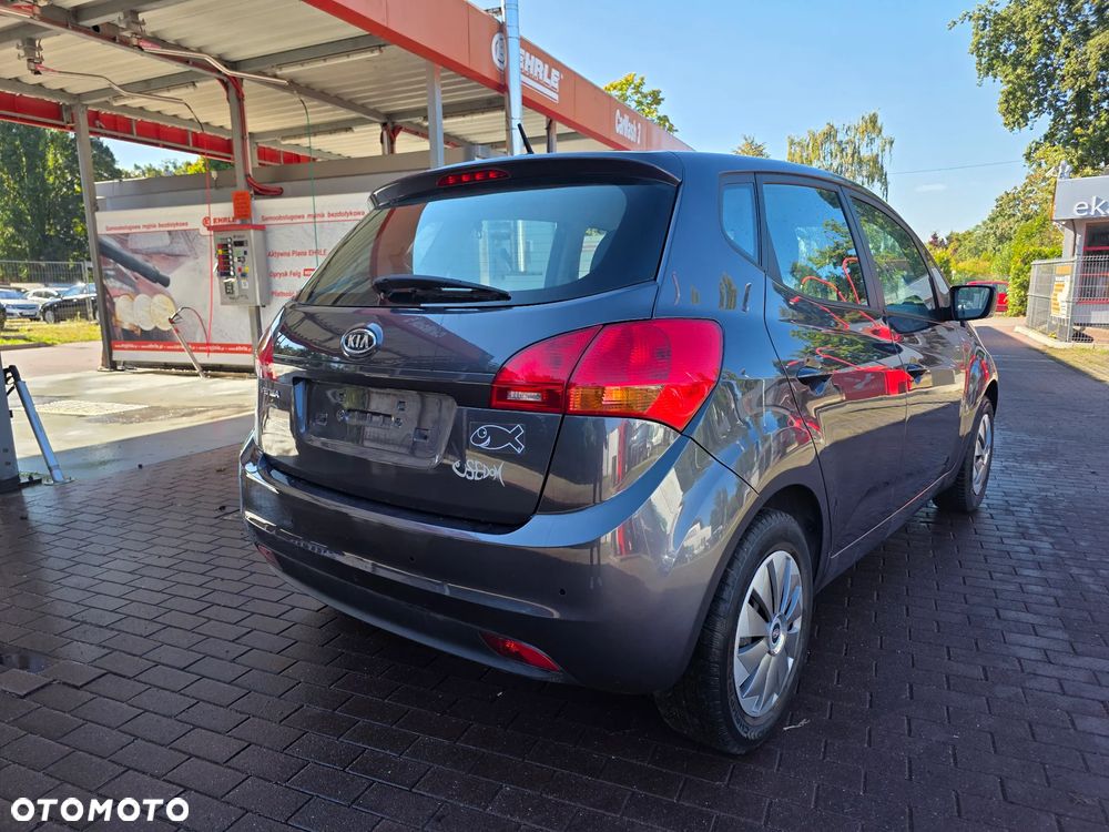 Kia Venga 1.4 CVVT Attract - 4