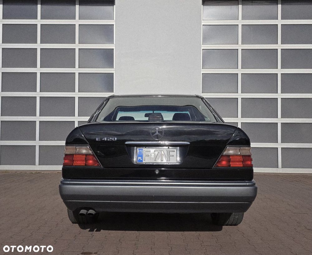 Mercedes-Benz Klasa E 420 - 7