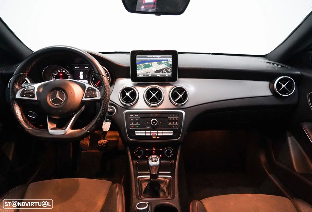 Mercedes-Benz CLA 200 d Shooting Brake AMG Line - 5