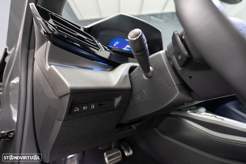 Peugeot 408 1.6 Hybrid GT e-EAT8 - 18