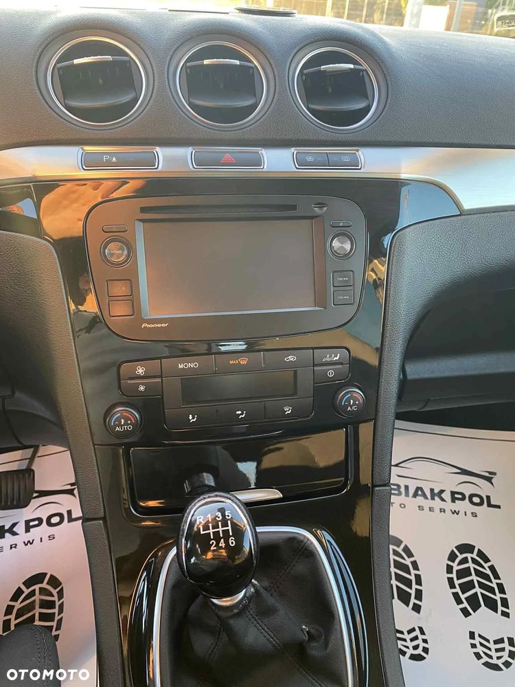 Ford Galaxy 2.0 TDCi Titanium - 11