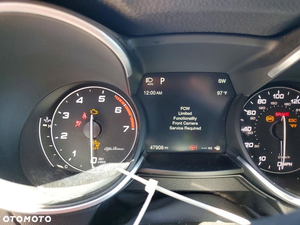 Alfa Romeo Stelvio 2.0 Turbo 16V AT8-Q4 Lusso Ti - 12