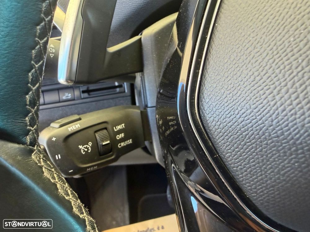 Peugeot 5008 1.5 BlueHDi Allure Pack EAT8 - 35
