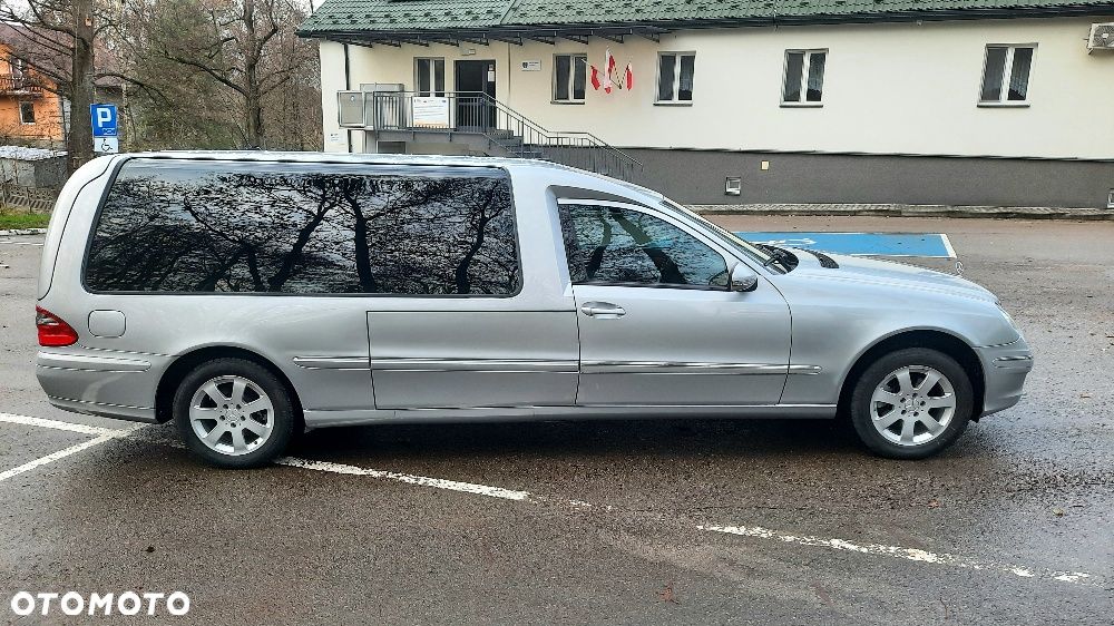 Mercedes-Benz Klasa E 220 CDI Automatik Elegance DPF BusinessEDITION - 4