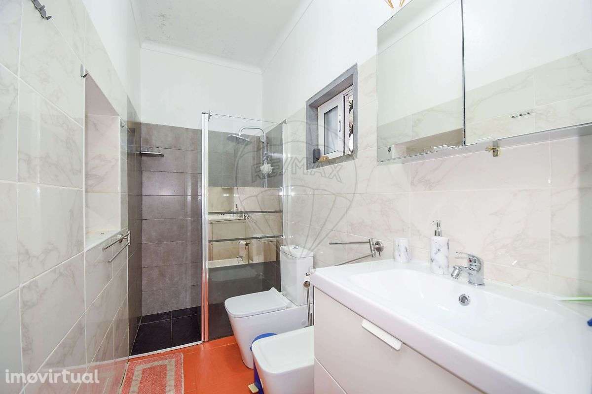 Moradia T4 para venda - Grande imagem: 2/18