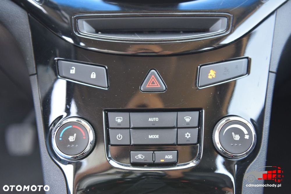 Chevrolet Orlando - 32