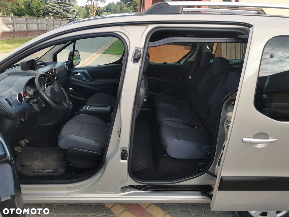 Peugeot Partner 110 Family - 26
