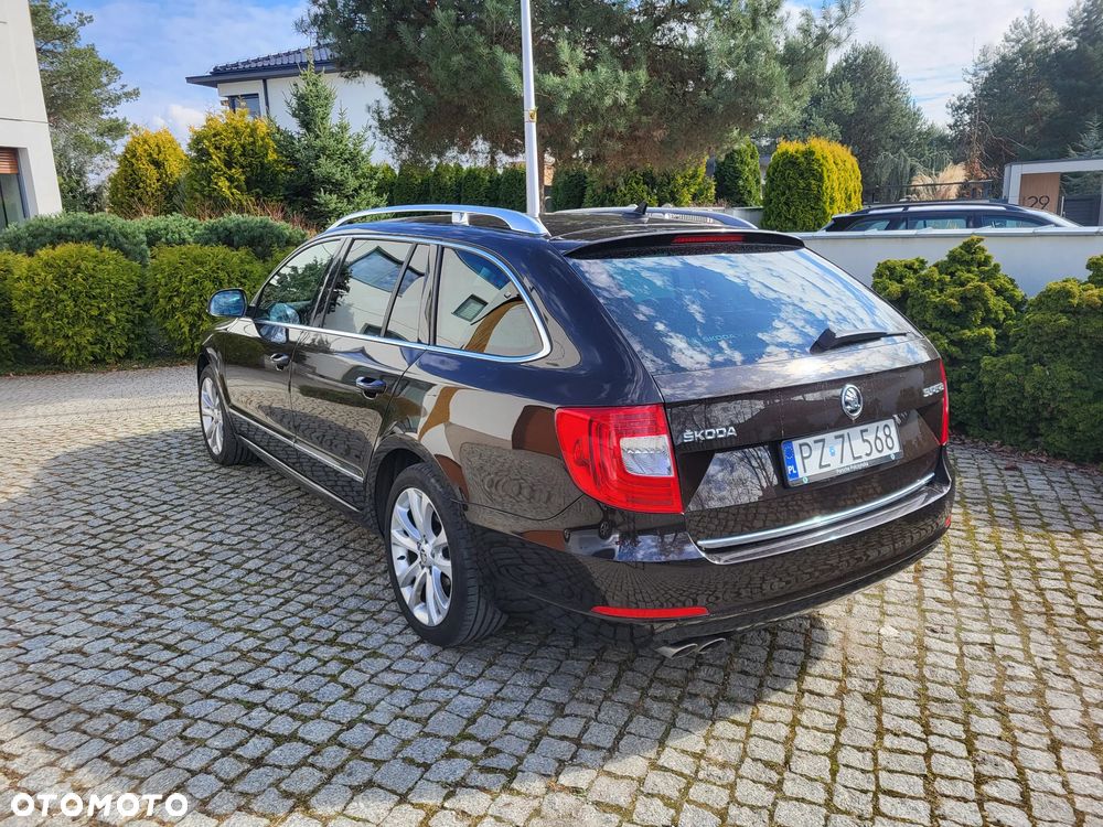 Skoda Superb 2.0 TDI Ambition - 4