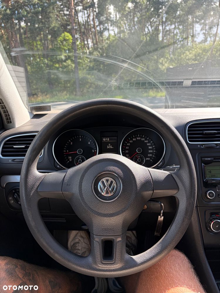 Volkswagen Golf 2.0 TDI DPF Comfortline - 14