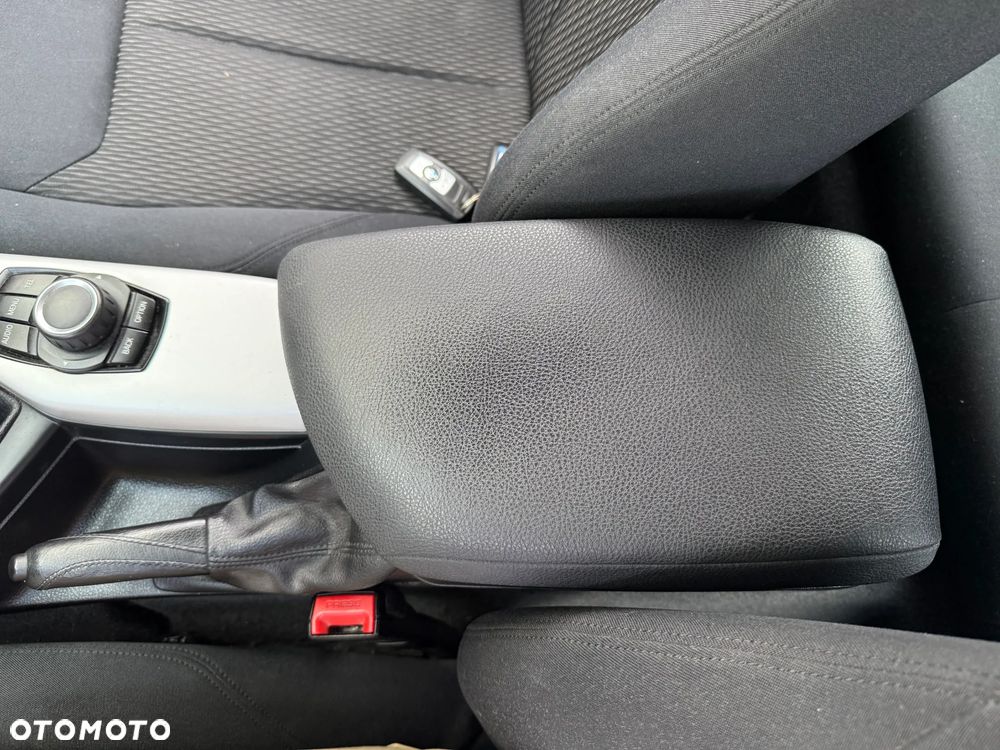 BMW Seria 1 118d DPF Edition Sport - 26
