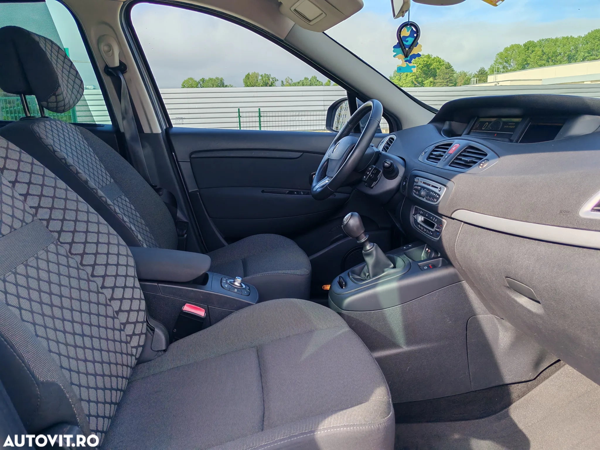 Renault Grand Scenic TCe 130 Dynamique - 14
