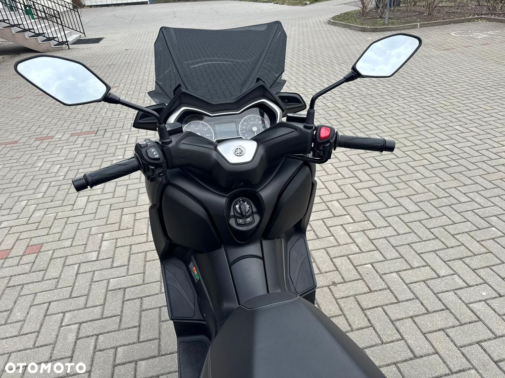 Yamaha X-max - 22