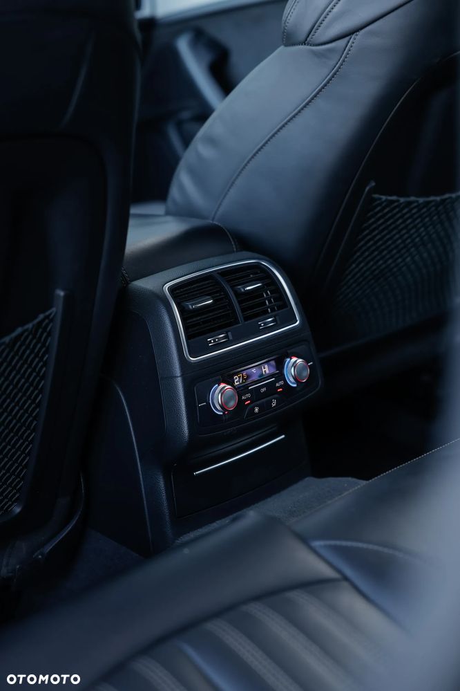 Audi A6 Allroad - 14