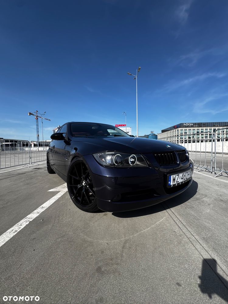 BMW Seria 3 320i - 39