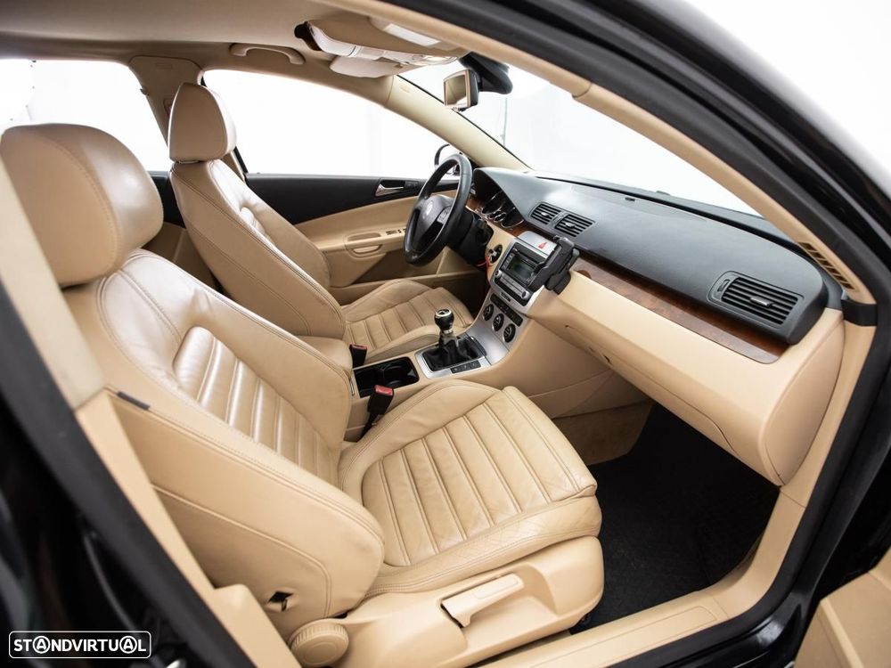 VW Passat - 9