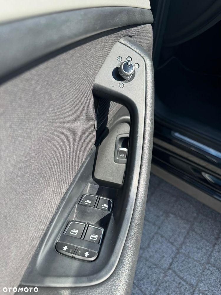 Audi A6 Avant 2.0 TDI ultra S tronic - 10