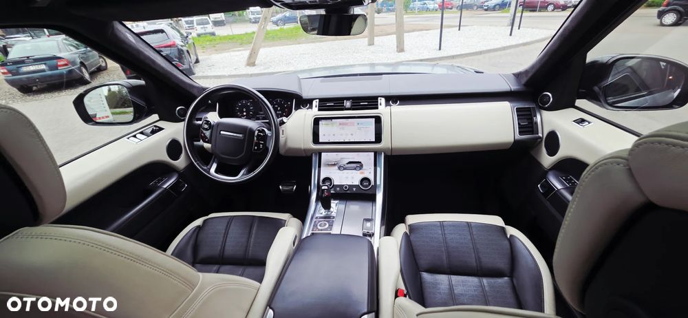 Land Rover Range Rover Sport P525 5.0 V8 HSE Dynamic Stealth - 38