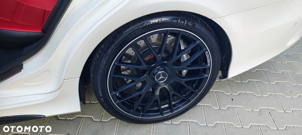 Mercedes-Benz CLS 63 AMG 4-Matic - 25
