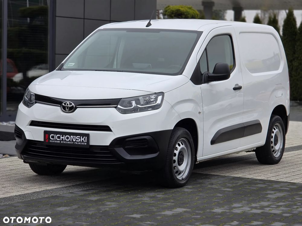 Toyota Proace City 2.0t 1.5 D-4d 100KM  3 OSOBOWA Furgon Blaszak BEZWYPADKOWA z Polskiego Salonu I Pierwszy i Jedyny Właściciel I Pełna Faktura Vat 23% - 22