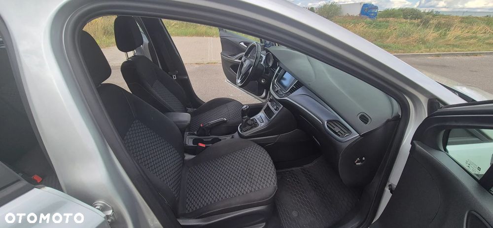 Opel Astra 1.6 CDTI Enjoy S&S - 12