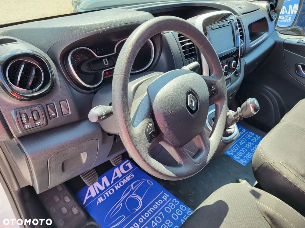 Renault TRAFIC - 12