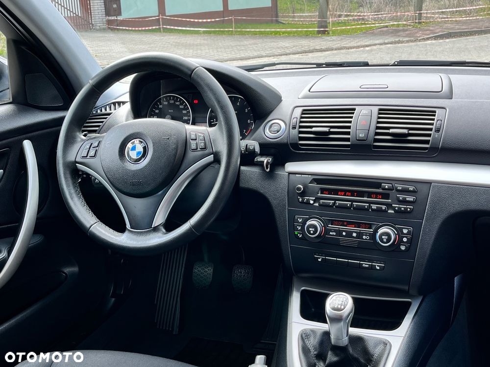 BMW Seria 1 - 12