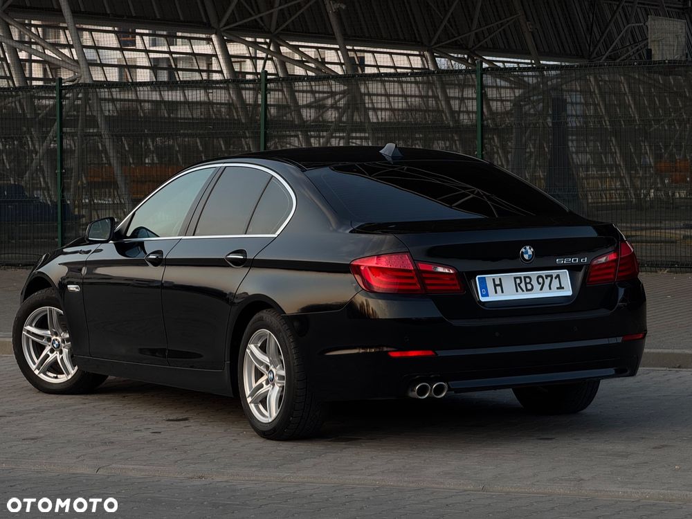BMW Seria 5 520d - 19