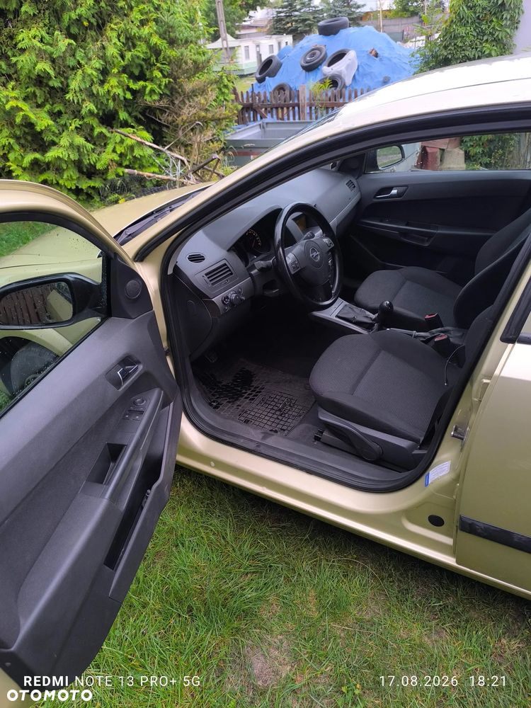 Opel Astra 1.4 Enjoy - 18