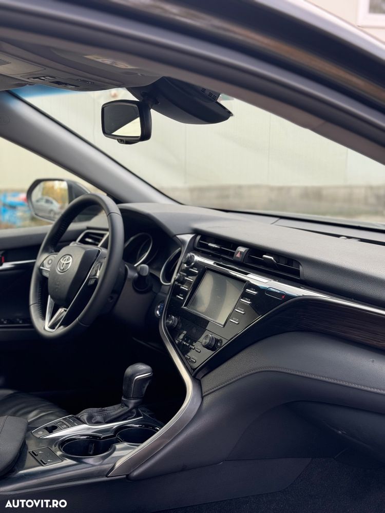 Toyota Camry Business Edition - 8