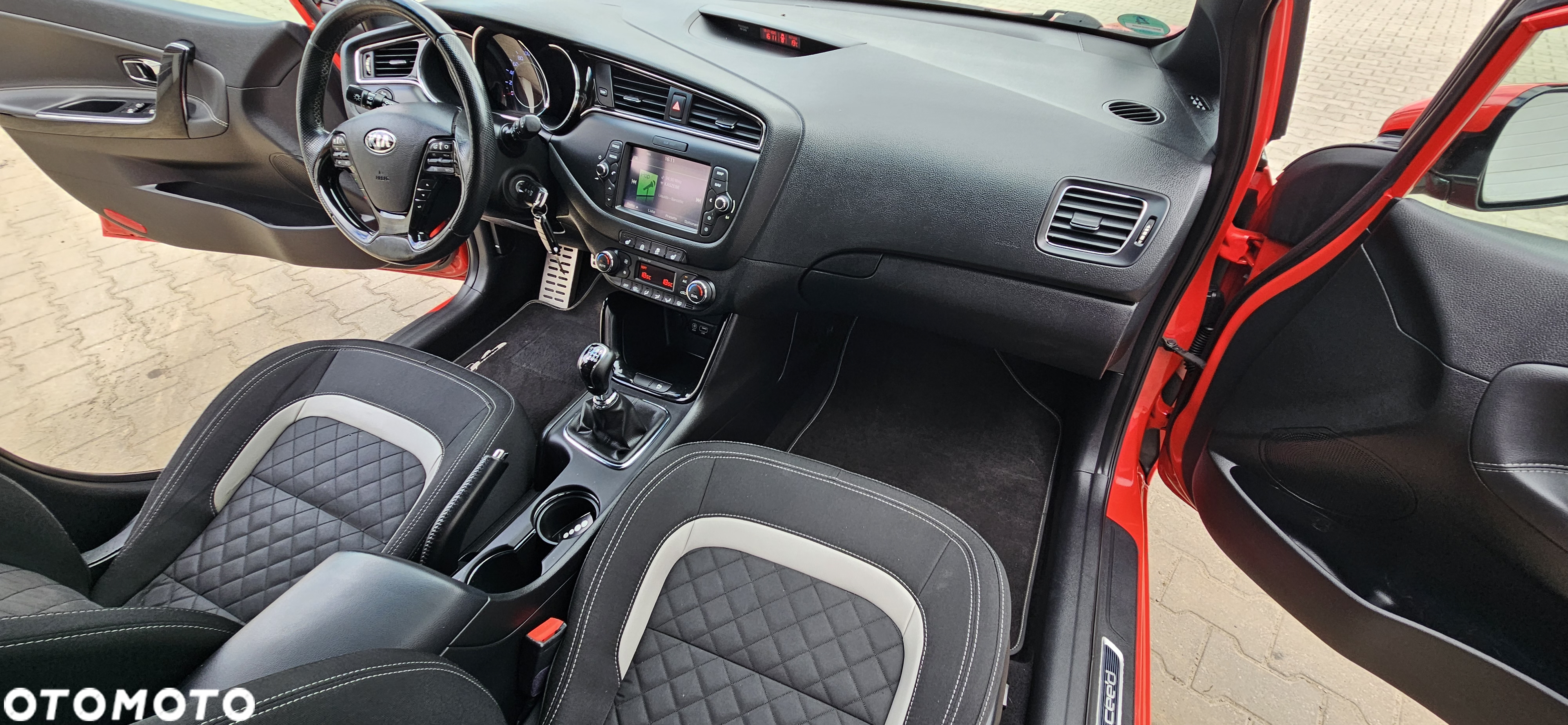 Kia Ceed 1.0 T-GDI GT-Line - 27