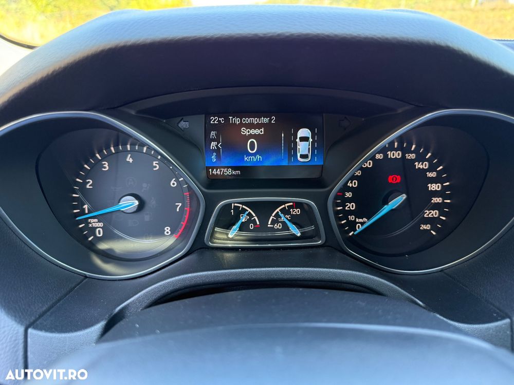 Ford Focus 1.5 EcoBoost Titanium - 11