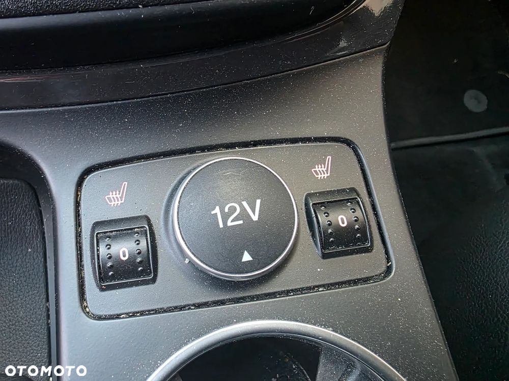 Ford Kuga 1.5 EcoBoost 2x4 Titanium - 16