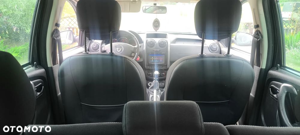 Dacia Duster 1.5 dCi Laureate 4x4 - 10