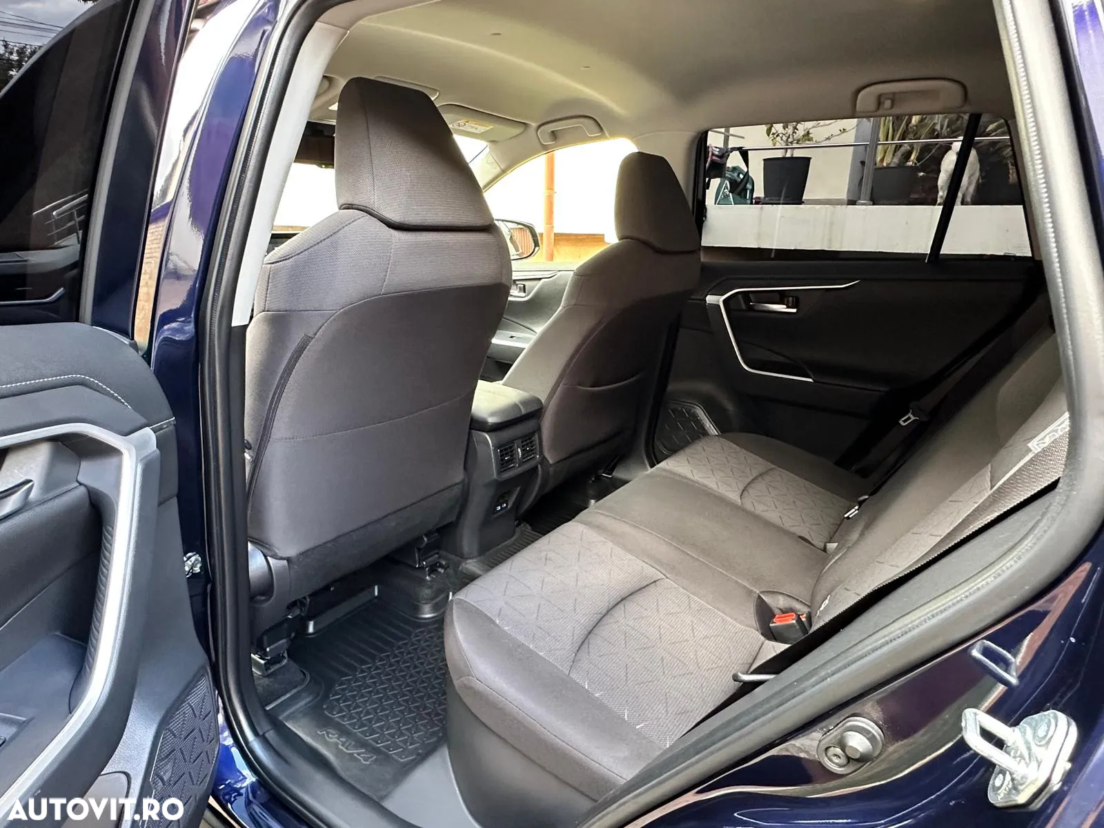 Toyota RAV4 2.5 Hybrid VVT-iE 4x4 Dynamic - 22